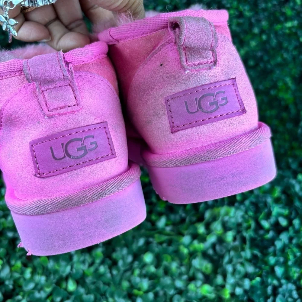 UGG classic mini